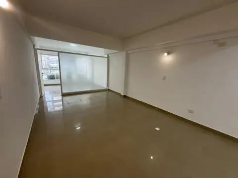 VENTA OFICINA O CONSULTORIO DOS AMBIENTES COCHERA BELGRANO