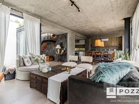 Casa en venta en Los Castaños, NORDELTA. TIGRE. POZZI INMO