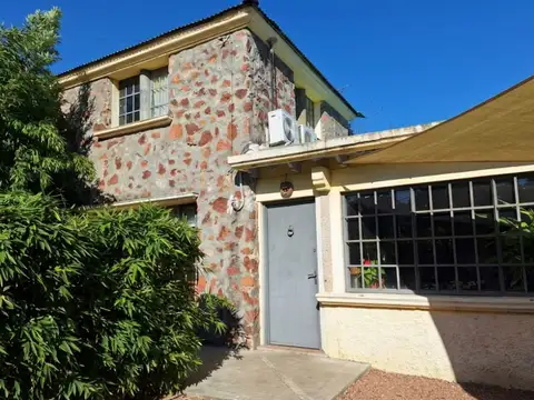 VENTA CASA 2 DORMITORIOS  Y APARTAMENTO PINAR SUR