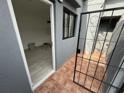 Depto Tipo Casa en Venta de Monoambiente
