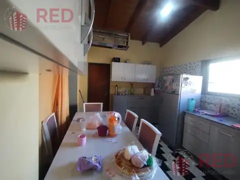 vende casa en gral roca exelente ubicacion Cipolletti 3575