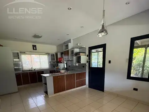 Casa 4 ambientes con pileta en venta - Ombúes de Hudson