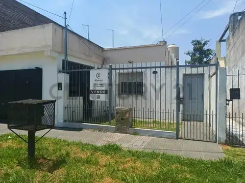 VENTA PH 3 AMBIENTES CON COCHERA Y PATIO