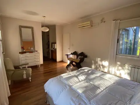 Casa en Venta en Pilar del Este - Los Jazmines, USD 220.000