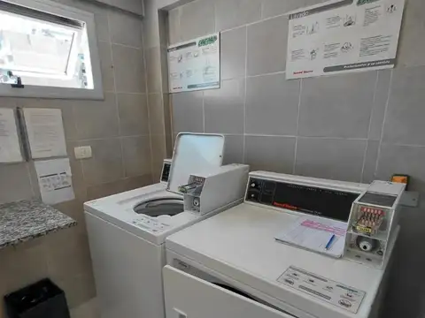 Venta Departamento balcon al frente. Amenities. Pileta