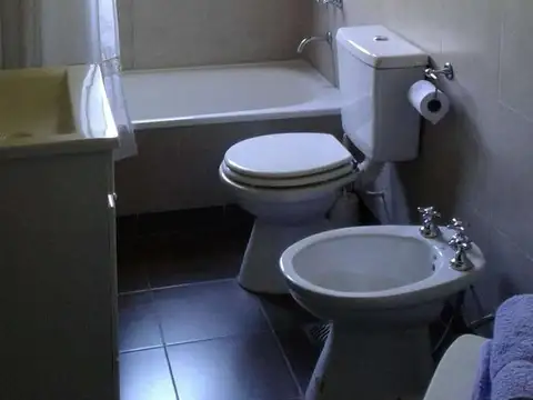 Casa 5 ambientes con 5 baños