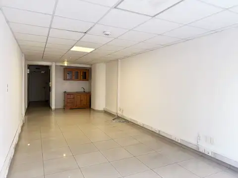 Oficina en Alquiler en Centro , $U 32.000