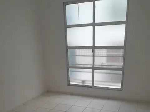 Departamento en Alquiler en Centro, $ 330.000