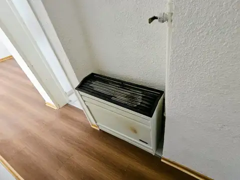 Departamento 6 ambientes con 1 baño