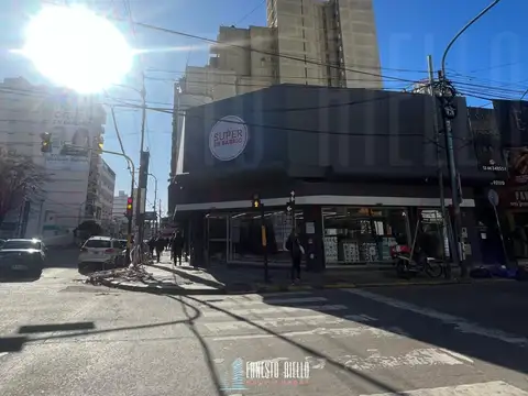 Local en Venta en Quilmes, USD 2.200.000