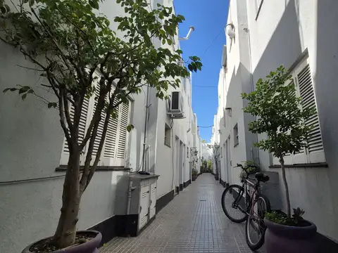 Muy Lindo PH de 3 Amb en Vicente Lopez. Muy Bajas Expensas. Muy Luminoso, Cerca del Rio. Muy Tranquilo