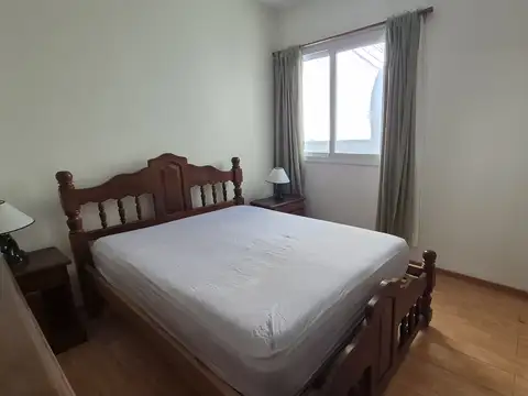 Depto Tipo Casa en Venta 60 años