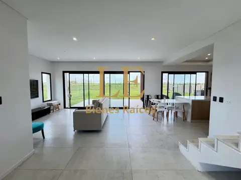 Venta casa en San Sebastian