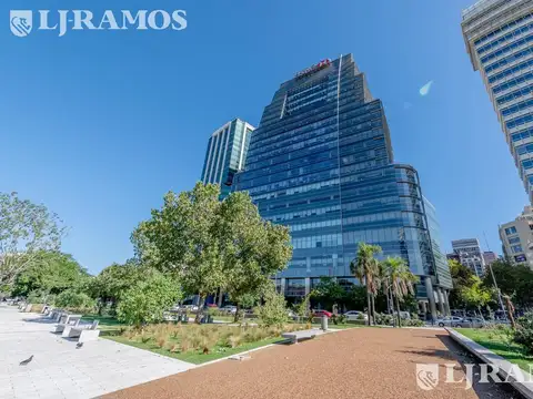 Oficina en Alquiler en Catalinas, USD 71.500