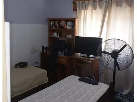 Casa 4 ambientes con 1 baño