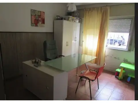 Departamento 6 ambientes con 1 baño
