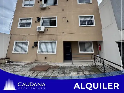 Departamento dos ambientes con cochera en alquiler en Ramos Mejia