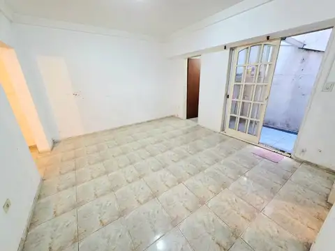 Rosales 100, Piso PB