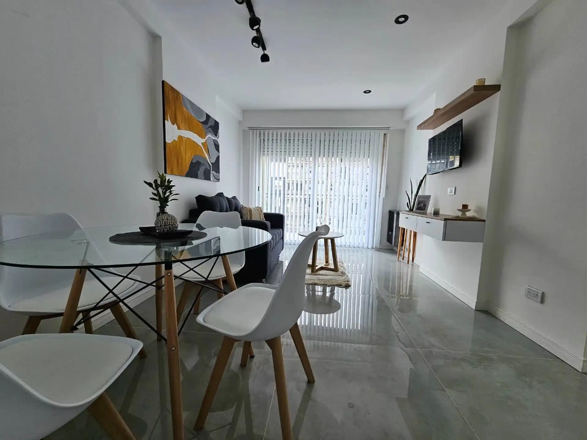 Departamento de 3 ambientes en Plaza Colon