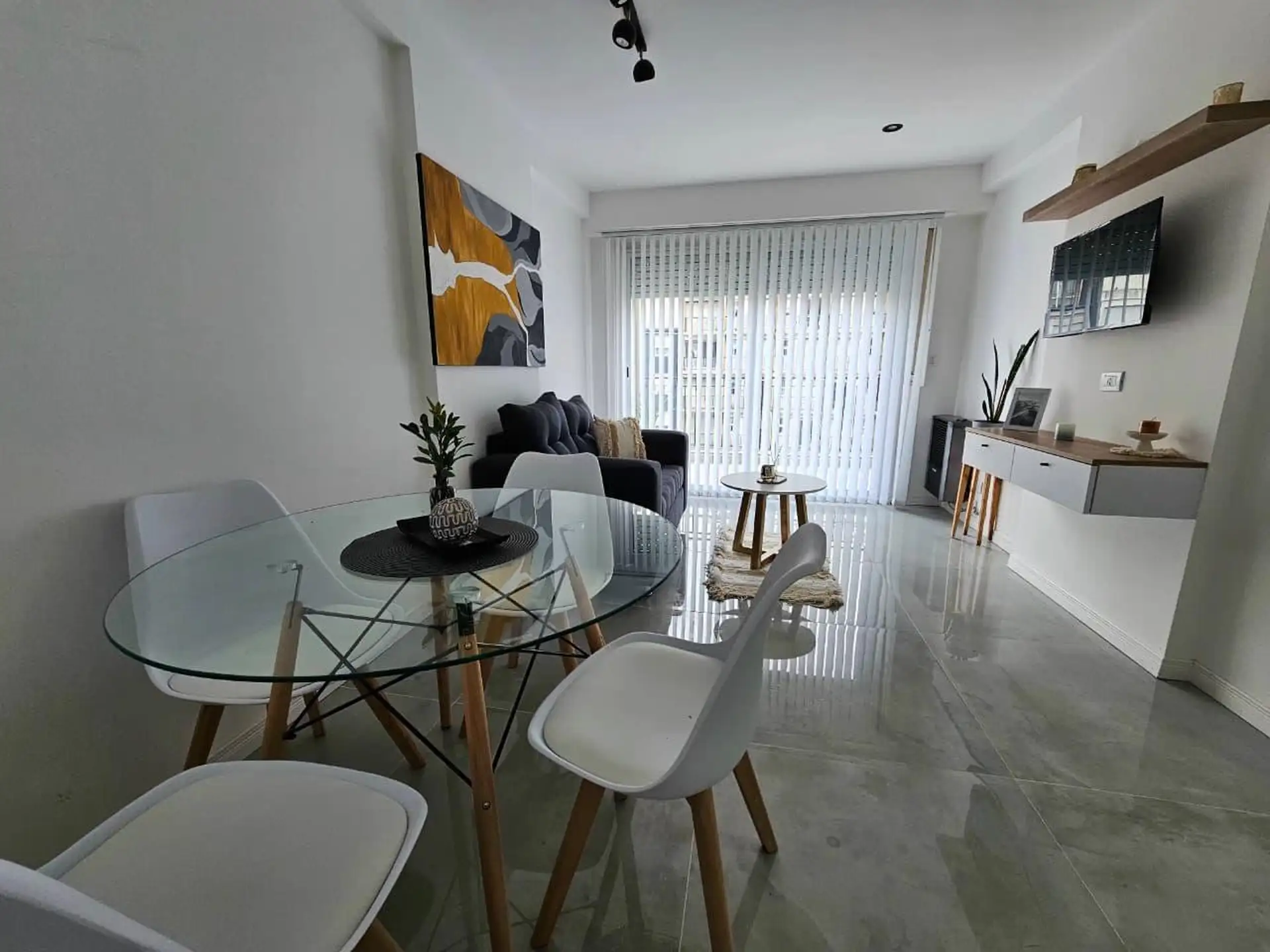 Departamento de 3 ambientes en Plaza Colon