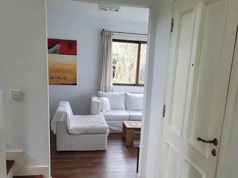 Casa en Venta en Los Senderos II, USD 240.000