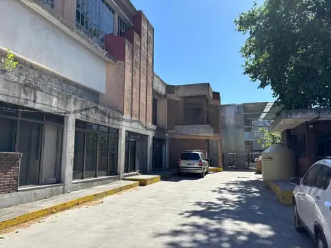 Excelente predio de 20643 m2 y 16860 m2 cubiertos