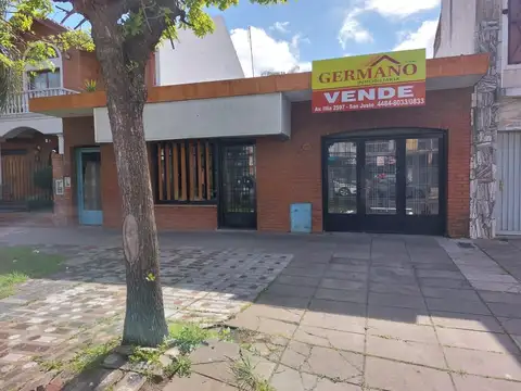 Casa - Venta - Argentina, La Matanza - AV. MARIANO SANTAMARIA 3200