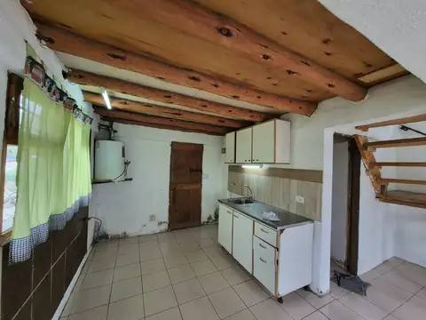 Casa 3 ambientes con 1 baño