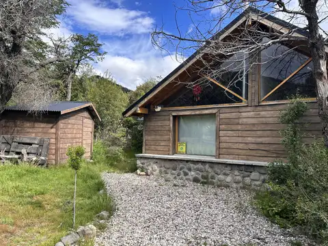 FINA PATAGONIA. Casa en venta Villa Lago Meliquina