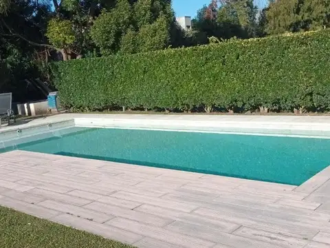 Casa 6 ambientes con 3 baños