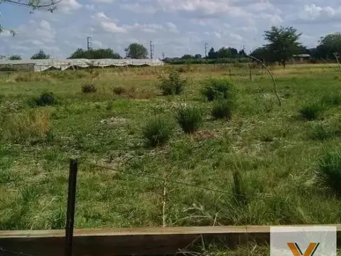 Terreno en Venta 77  mts Frente