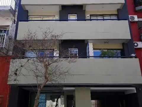Hermoso monoambiente con cochera, cocina separada, sum, vista abierta, sexto piso