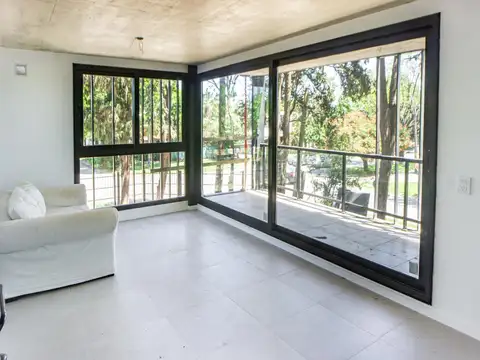 Venta Departamento 2 Dormitorios Toilette y Balcón Fisherton Amenities Financiación Permuta