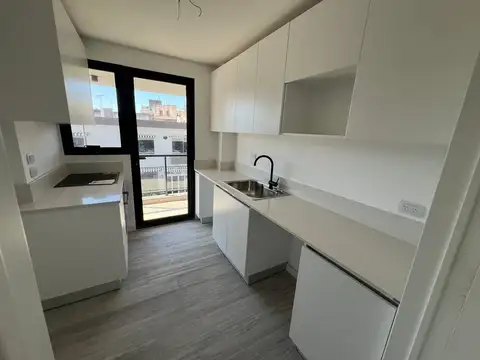 Av Gral Mosconi  al 3500