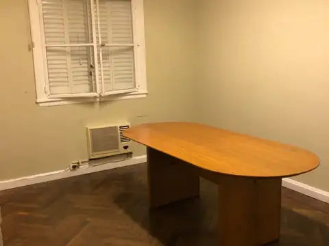 Oficina en Alquiler 56 años
