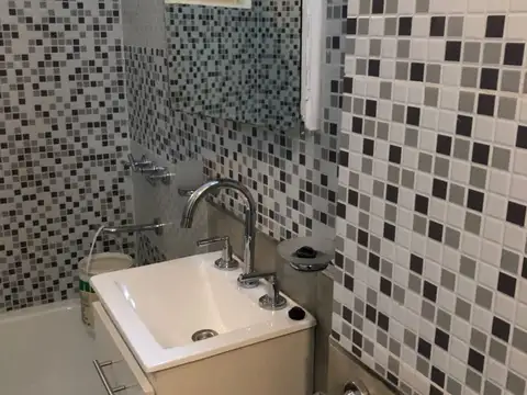 Oficina en Alquiler en Centro, $ 700.000