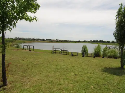Terreno en Venta en Los Juncos, USD 28.000