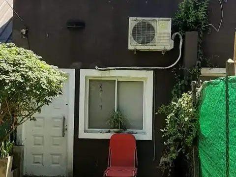 Venta de Duplex. 3 amb, con jardin. Barrio Parque El Rocio