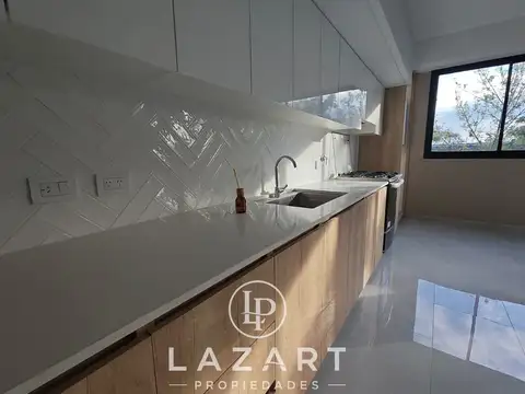 Departamento en Alquiler de 4 ambientes