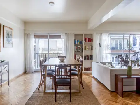 Departamento en Alquiler con 1 cocheras