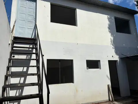OPORTUNIDAD GALPON COMERCIAL A RECICLAR