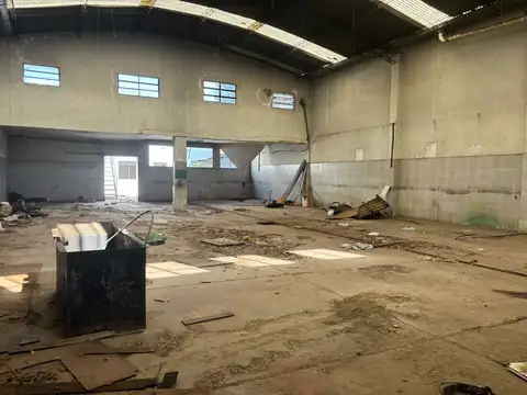 Galpon en Venta en Lanus Este, USD 124.000