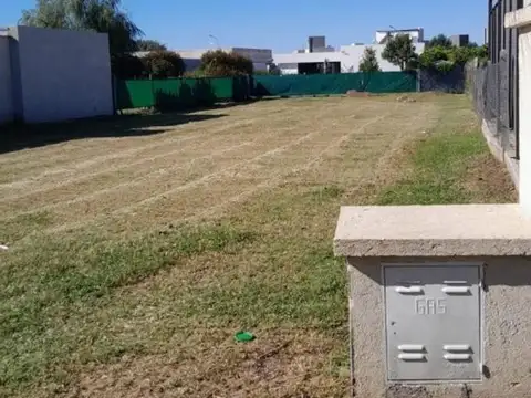 VENTA LOTE 600 m2 SIETE SOLES PARTERRES ESCRITURA