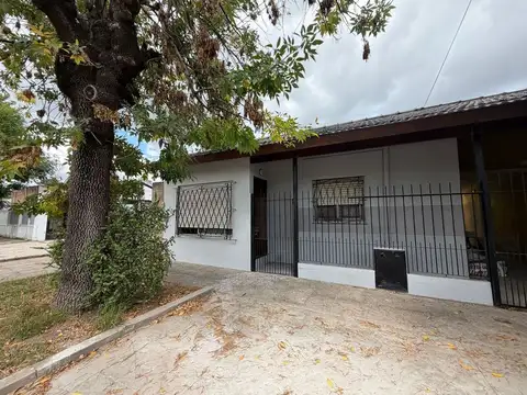 ALQUILER CASA 4 AMBIENTES EN MERLO
