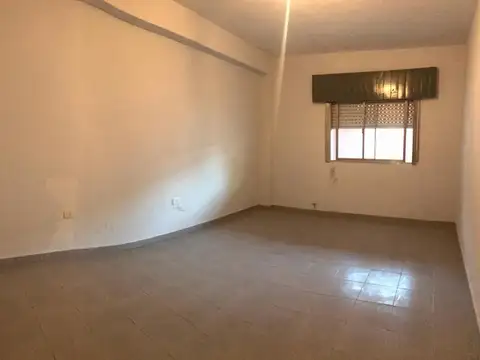 Depto Tipo Casa en Alquiler de 2 dormitorios