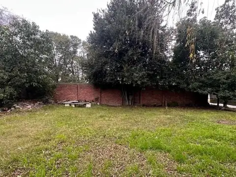 Terreno en Venta en Villa Luzuriaga, USD 60.000