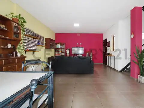 Depto Tipo Casa en Venta en Parque Chacabuco, USD 189.000
