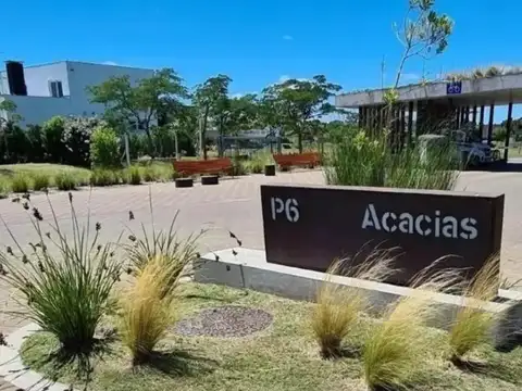 Puerto del Lago - Barrio Las Acacias