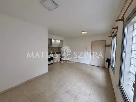 Departamento en Alquiler en Castelar Norte, $ 450.000