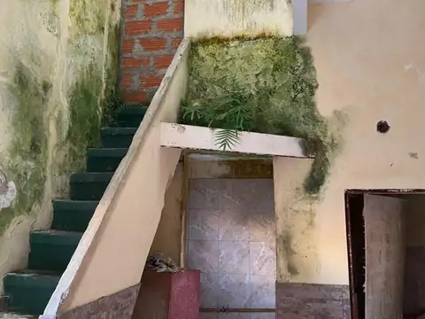 Depto Tipo Casa en Venta en Villa del Parque, USD 175.000